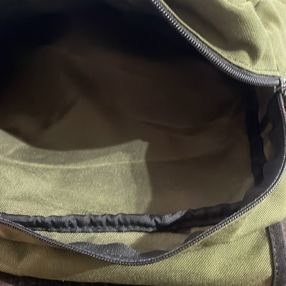 Manhatten Portage - Sling Messanger Bag - Navy/Black - Picture 7 of 11